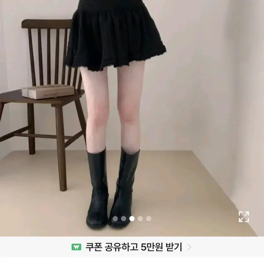 [BUNJANG] Avely Frill Lace Low Mini Skirt Black / 에이블리 프릴레이스 로우미니 스커트 블랙
