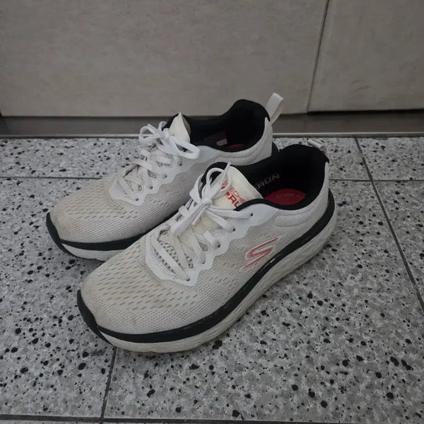 [BUNJANG] Skechers 265 Shoes / 스케쳐스265