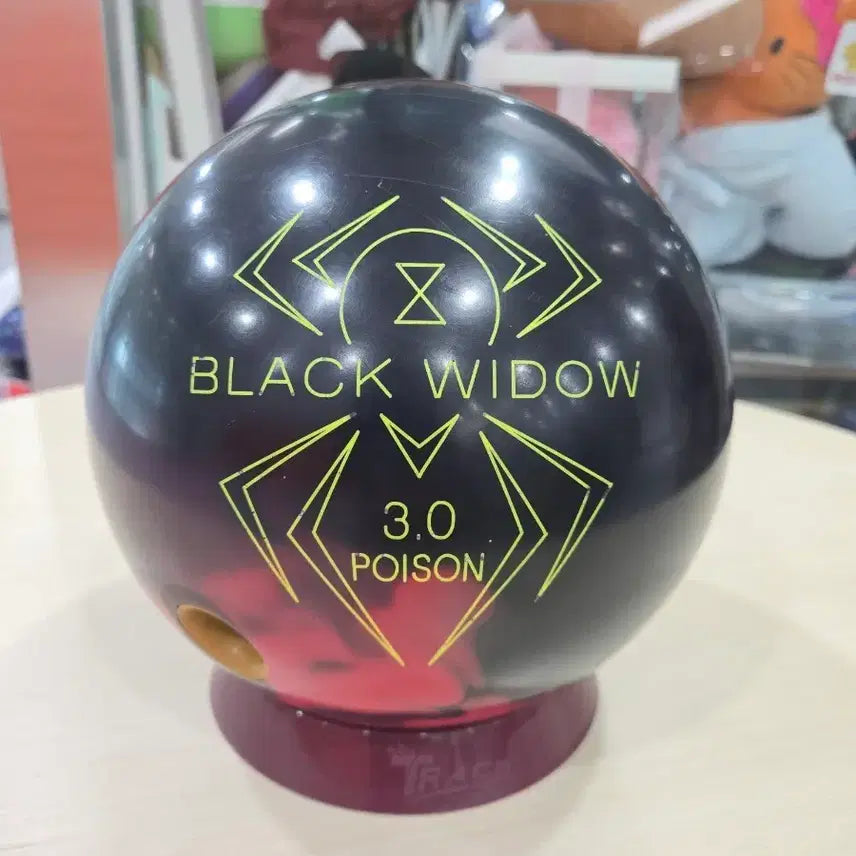 [BUNJANG] Hammer Black Widow 3.0 Poison 15lb Bowling Ball / 햄머 블랙위도우 3.0 포이즌 15파운드 볼링공