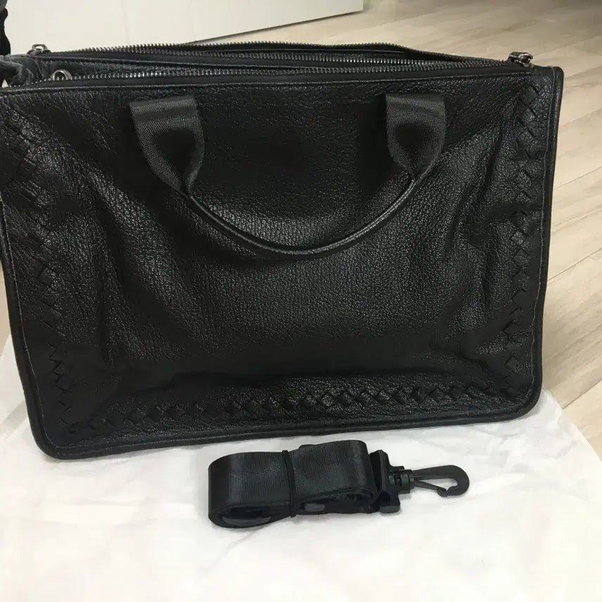 [BUNJANG] Leather Crossbody Bag / 남자 크로스백 판매합니다