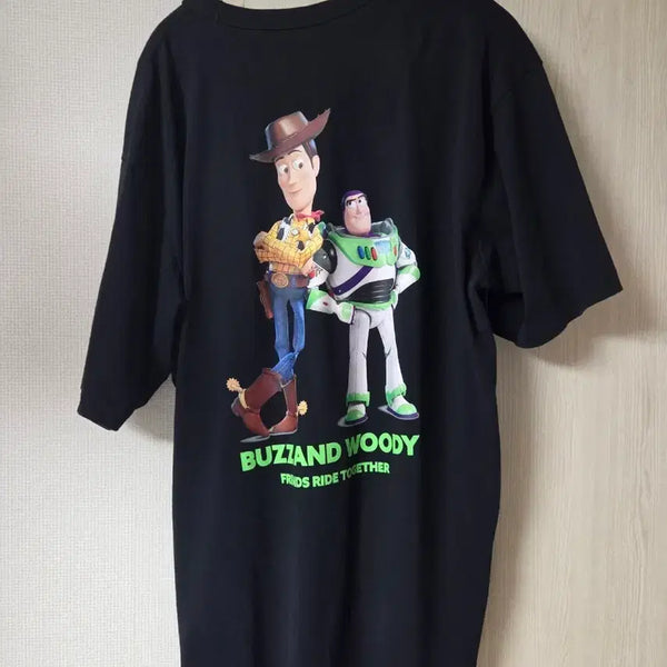 [BUNJANG] Uniqlo UT Toy Story Graphic T-Shirt XL / 유니클로 ut 토이스토리 반팔 xl