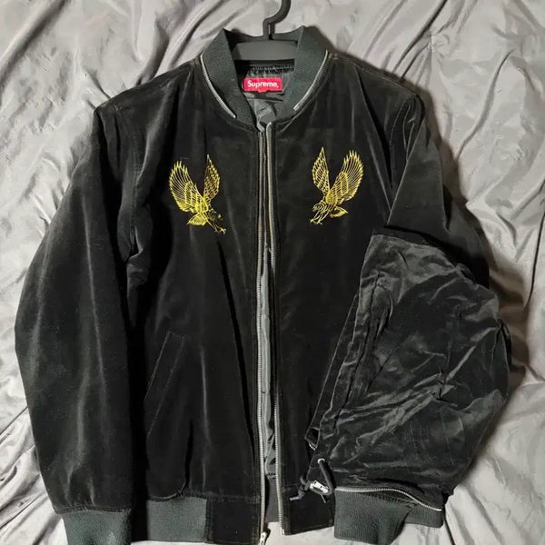 [BUNJANG] Supreme Velvet Eagle Bomber Jacket Black M / 슈프림 벨벳 독수리 봄버 블랙 M