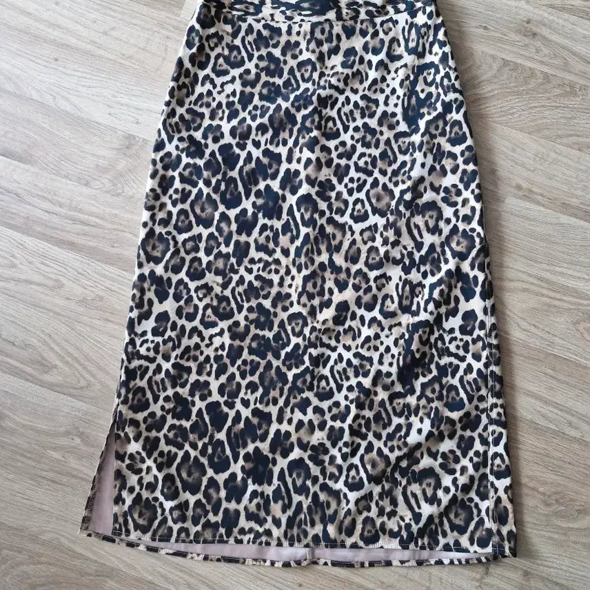 [BUNJANG] OR Collection Leopard Pattern Midi Skirt - Size S / 오르 레오파드 패턴 스커트 s