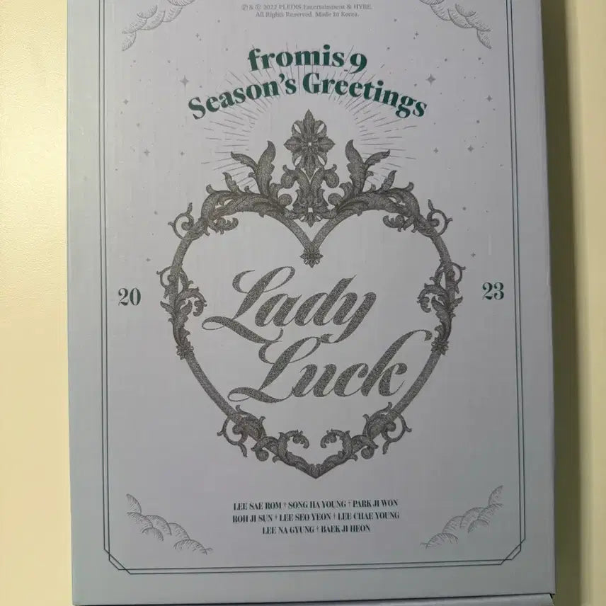 [BUNJANG] fromis_9 2023 Season's Greetings / 프로미스나인 2023 시즌그리팅 판매합니다