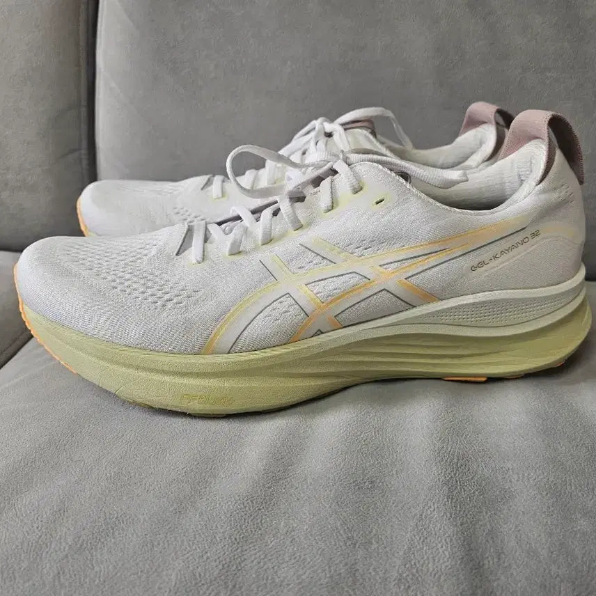 [BUNJANG] Asics Gel-Kayano 32 Running Shoes (310mm) / 아식스 젤카야노32  310mm