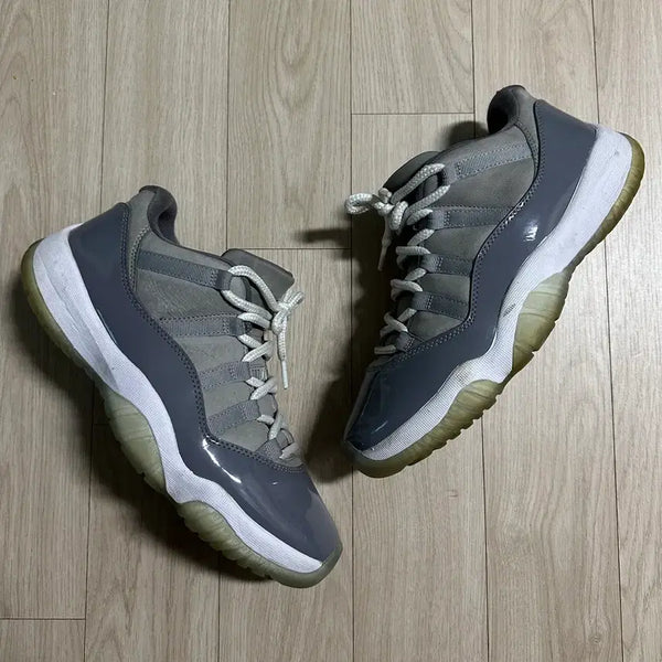 [BUNJANG] Air Jordan 11 Retro Low Cool Grey / 에어조던 11 레트로 로우 쿨 그레이 265