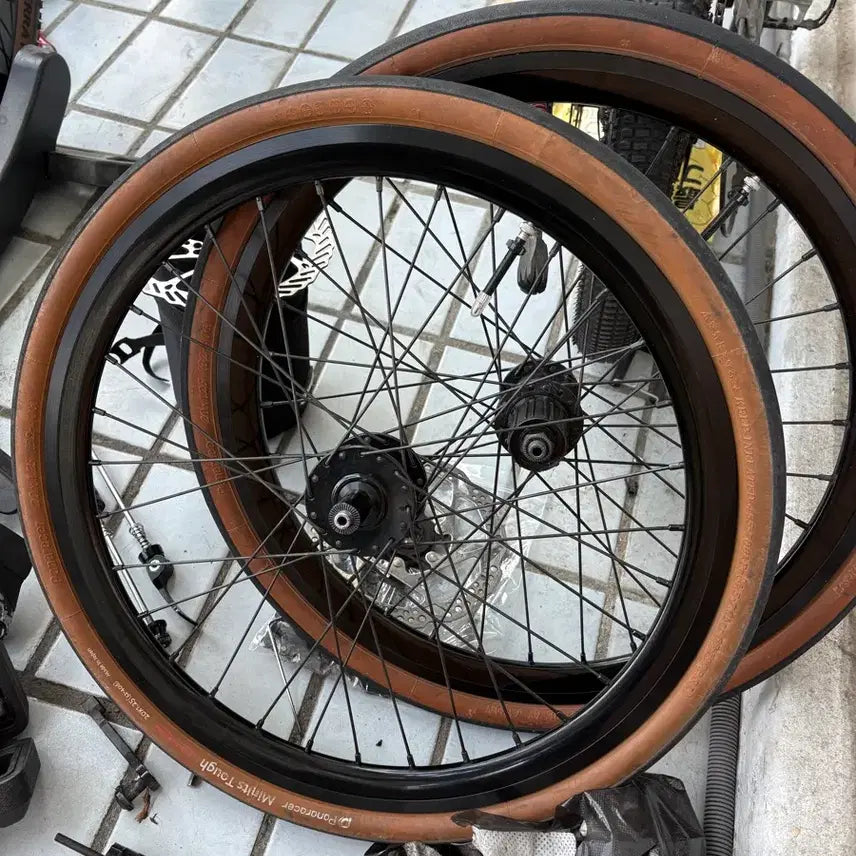 [BUNJANG] Buddy Mini Velo 20-inch Wheel Set / 버디 미니벨로용 20인치 휠 팝니다