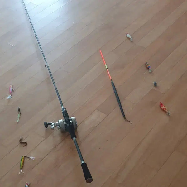 [BUNJANG] Fishing Rod, Baitcasting Reel, Lure & Eging Set, and Float Set / 루어 낚시대 + 베이트릴 + 각종루어/에기세트+바다막대찌를함께판매합니다^^