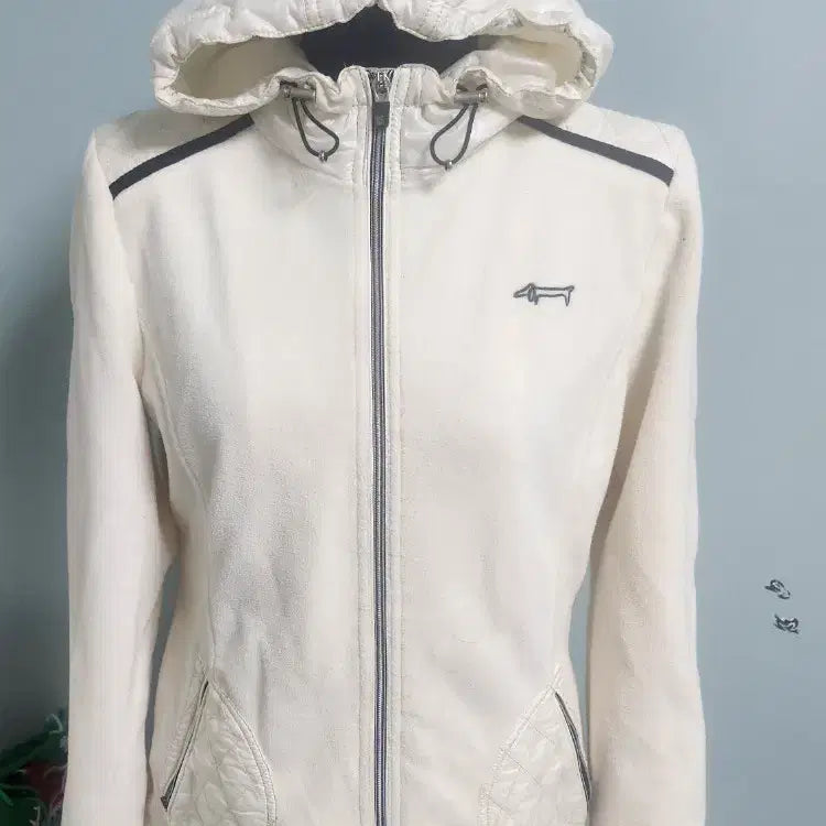 [BUNJANG] Louis Castel Half Club Fleece Hooded Zip-Up White / 루이까스텔 하프 클럽 플리스 후드 집업 화이트