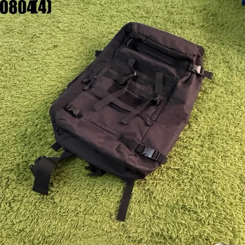[BUNJANG] Functional Black Backpack / 블랙 백팩