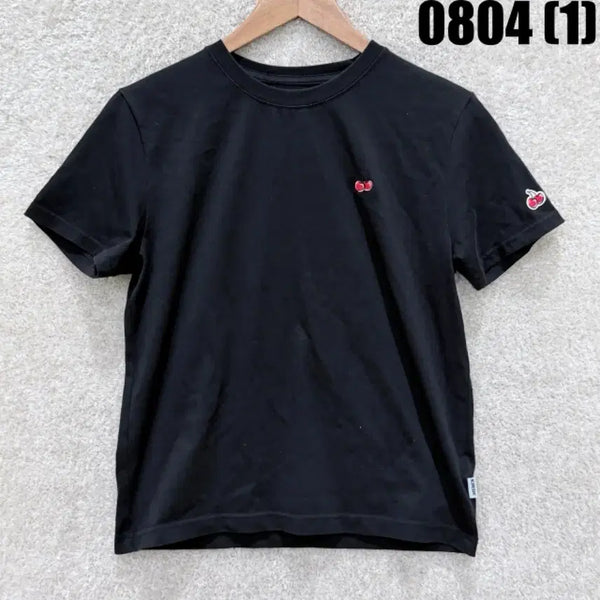 [BUNJANG] Kirsh Signature Cherry Logo Short Sleeve T-Shirt Black / 키르시 반팔 티셔츠 블랙