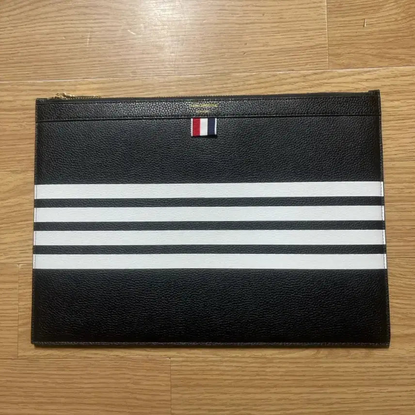 [BUNJANG] Thom Browne Black Pebble Grain Leather Clutch Bag / 톰브라운 블랙 페블 그레인 레더 클러치