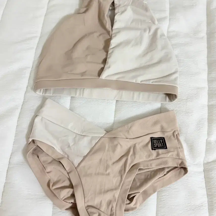 [BUNJANG] Kelly Sports Pole Wear Set S Beige Ivory / 켈리스포츠 폴웨어 세트 S 폴댄스 폴복 폴프