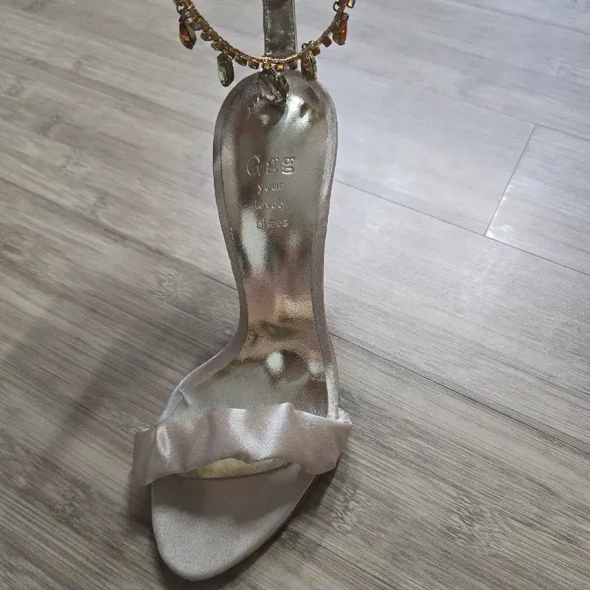 [BUNJANG] G&G Cubic Embellished Sandals / G&G 큐빅 장식 샌들