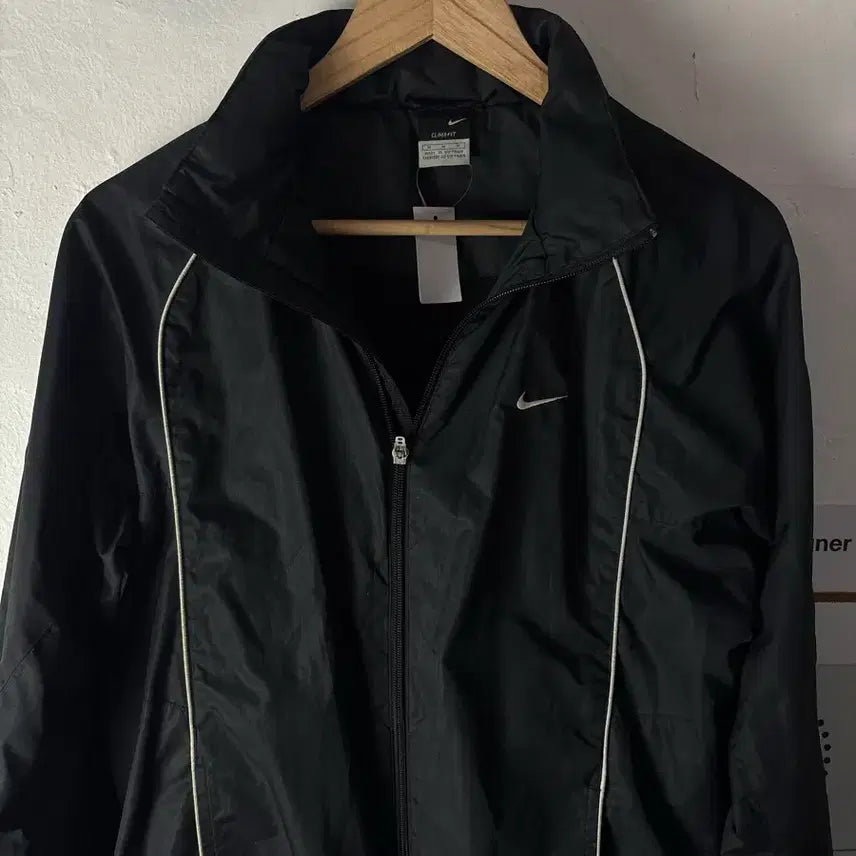 [BUNJANG] Nike Swoosh Windbreaker Jacket / 나이키 스우시 바람막이