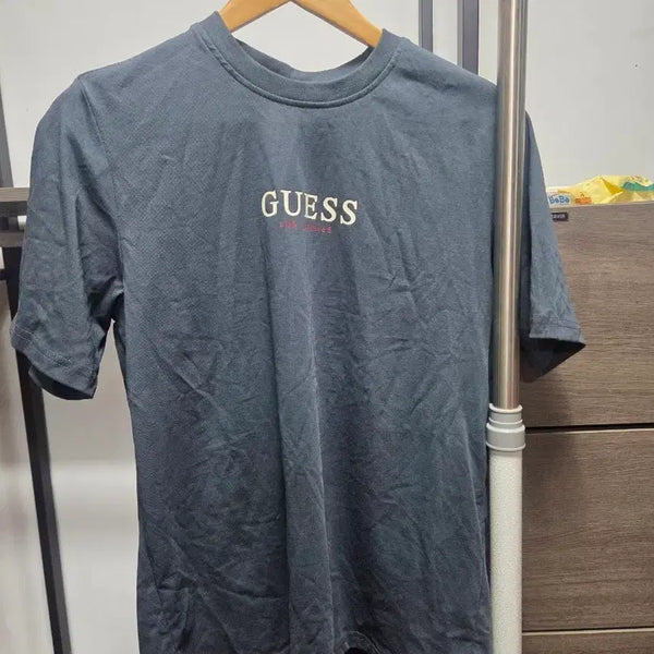 [BUNJANG] Guess Basic Short Sleeve T-Shirt Navy / Guess 반팔 티셔츠 네이비