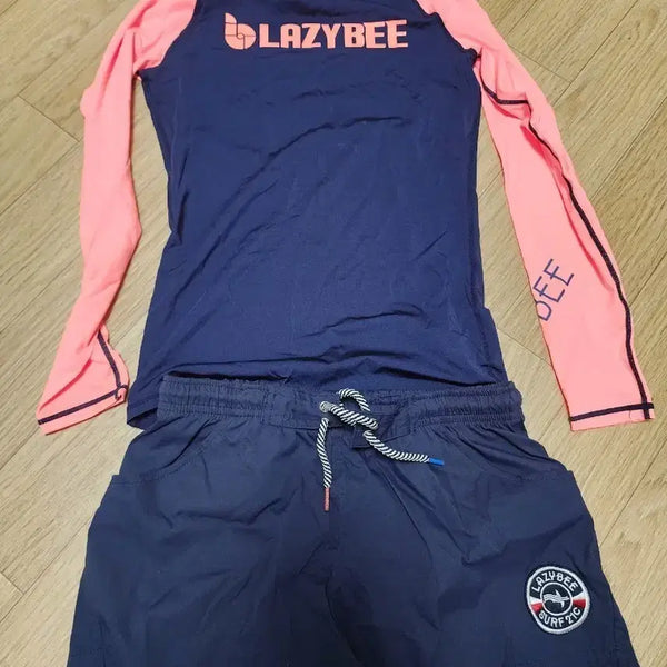 [BUNJANG] Lazybee Rash Guard M / 레이지비 래쉬가드