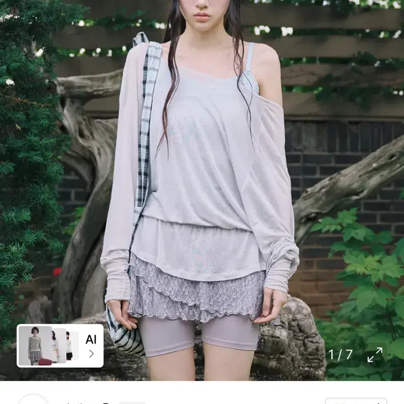 [BUNJANG] Miseki Seoul Off-Shoulder Sleeve Cloud / 미세키 서울 오프숄더 슬리브 클라우드