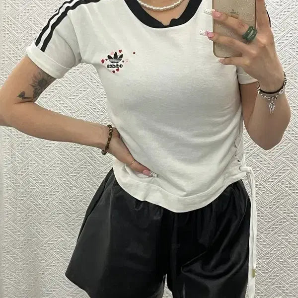 [BUNJANG] Adidas Valentine Pack Heart Pop Corset Ribbon Short Sleeve T-shirt S C13594 / 아디다스 발렌타인팩 하트팝 코르셋 리본 반팔티 S C13594
