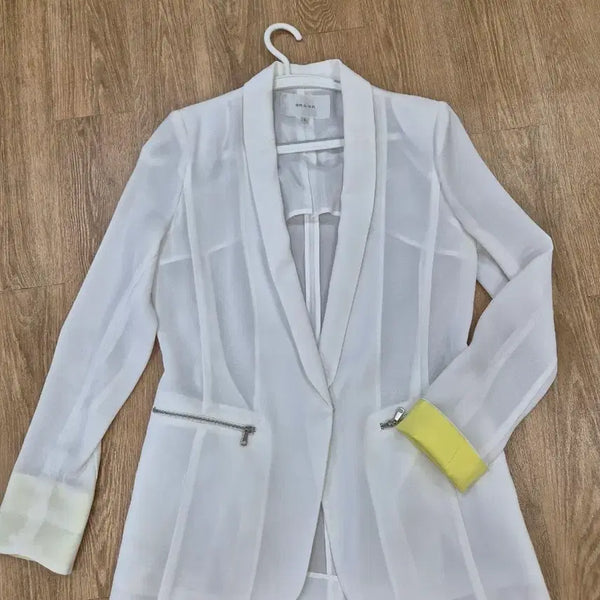 [BUNJANG] ON & ON White Jacket Size 1 / 온앤온 화이트 재킷 사이즈 1