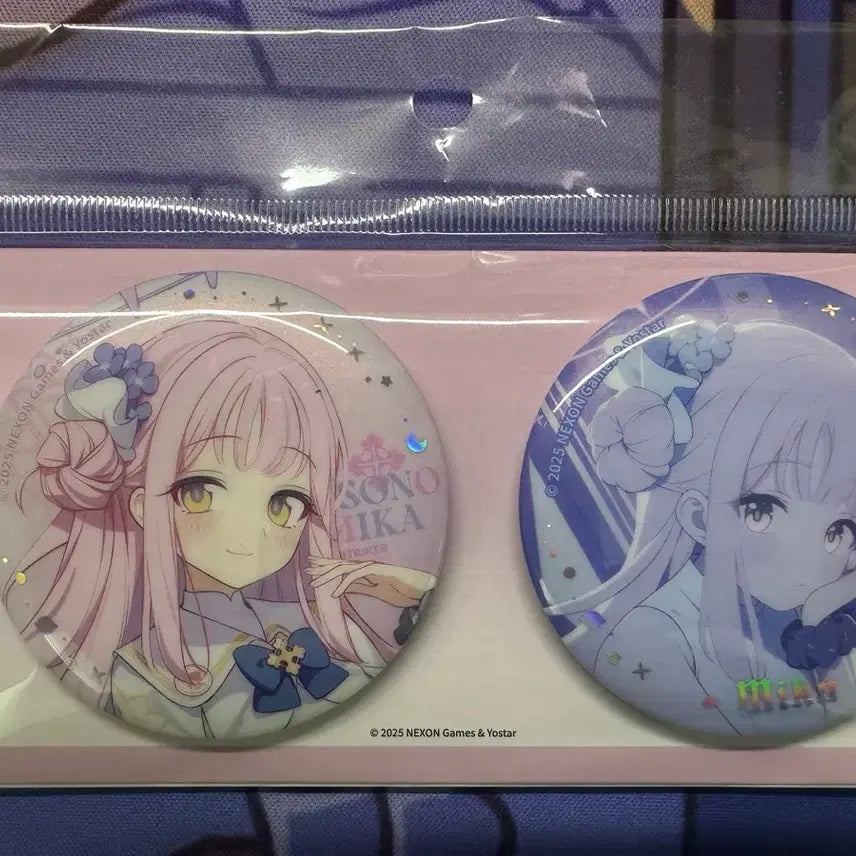 [BUNJANG] Blue Archive Mika 2-Type Badge Set / 블루아카이브 미카 뱃지 2종