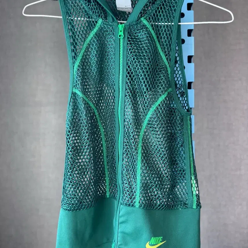 [BUNJANG] Nike Hooded Running Vest Green Women's S / 나이키 후드 러닝조끼 그린 여성S 새상품급