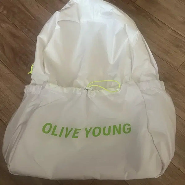 [BUNJANG] Olive Young Backpack / 올리브영 백팩