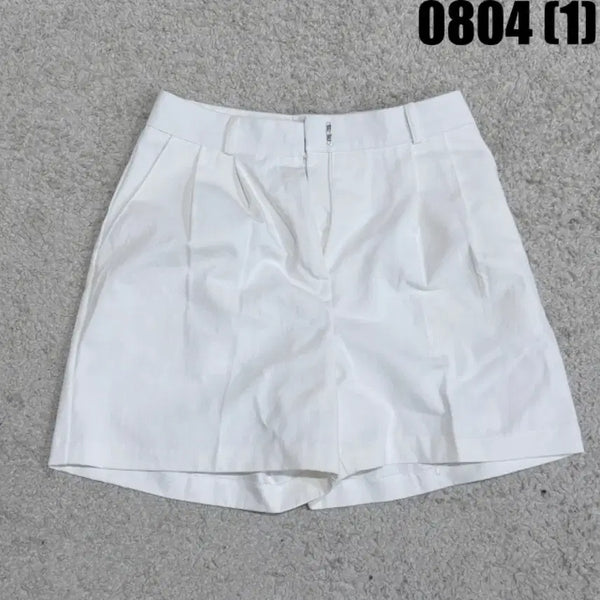 [BUNJANG] White Pintuck Shorts / 화이트 핀턱 반바지
