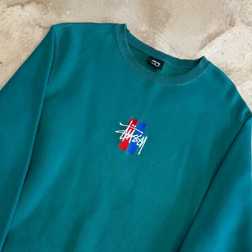 [BUNJANG] Stussy Green Crewneck White Embroidered Logo Sweatshirt / M 스투시 그린 크루넥 화이트 자수 로고 맨투맨