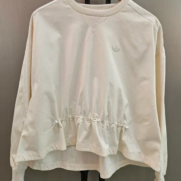 [BUNJANG] Adidas Originals Oversized String Crop Sweatshirt XS Off-White / 아디다스 오리지널스 오버핏 스트링 크롭 맨투맨 XS (오프화이트)