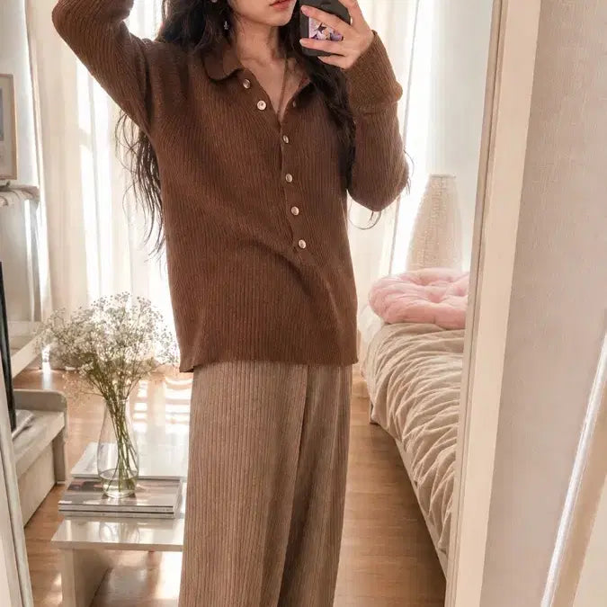 [BUNJANG] ihr Deep Button Collar Knit Camel (Free Size) / ihr (아이에이치알)딥 버튼 카라 니트 캬멜 F