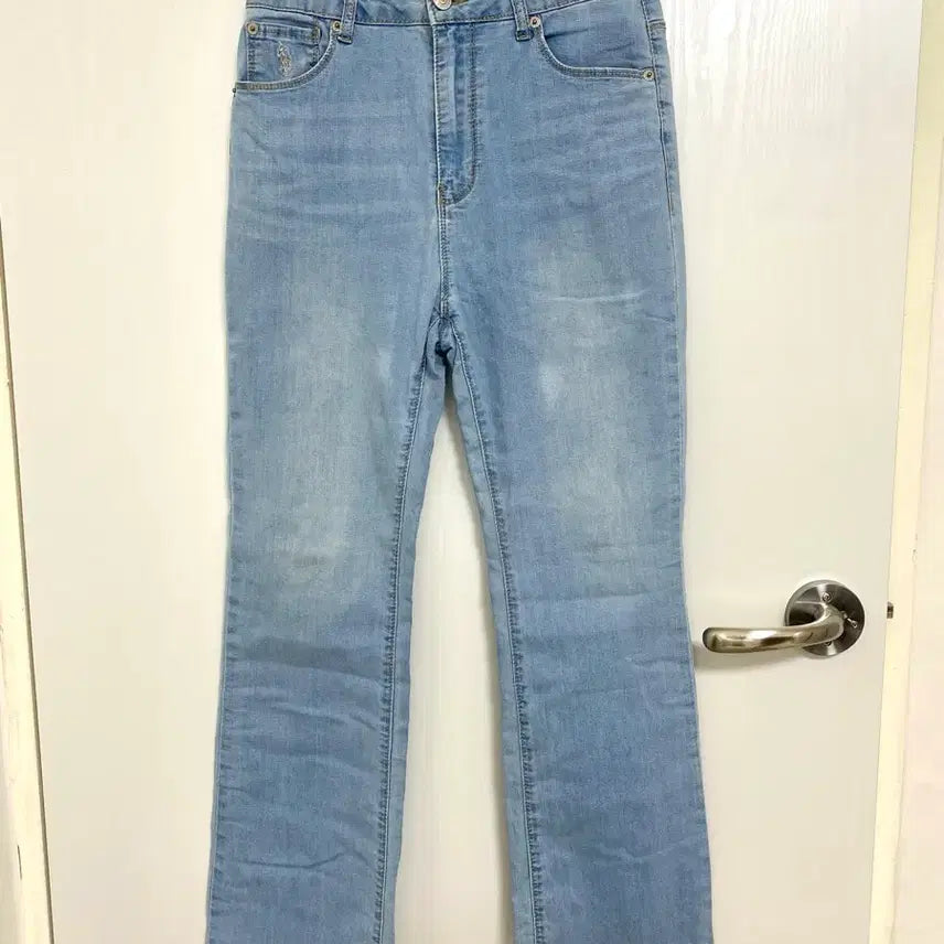 [BUNJANG] Straight Leg Light Wash Denim Pants Size 28 / 일자 연청바지 28