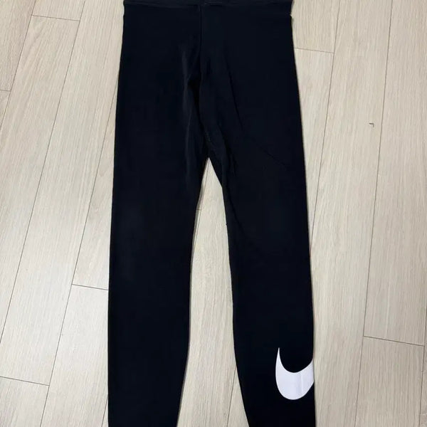 [BUNJANG] Nike Women's Leggings - Size S / 나이키 여성 레깅스 S사이즈