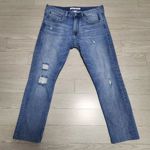[BUNJANG] Calvin Klein Men's Distressed Denim Pants (Size 32-33) / (32~33)캘빈클라인 남성 디스 데님팬츠
