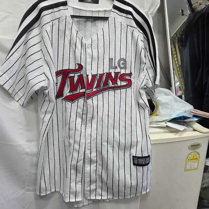 [BUNJANG] LG Twins Baseball Uniform Pinstripe / LG 트윈스 야구 유니폼