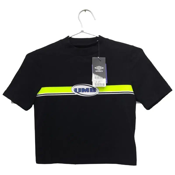 [BUNJANG] Umbro Printing Black Crop T-shirt XS / [새상품]엄브로 프린팅 블랙 크롭 반팔티 85(XS)