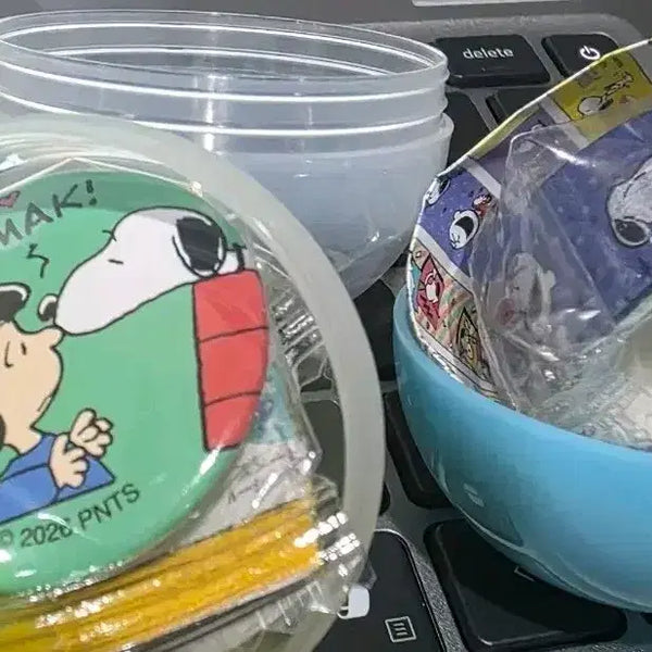 [BUNJANG] Kura Sushi Snoopy Badge & Masking Tape Set / 쿠라스시 스누피 뱃지 마스킹테이프 일괄