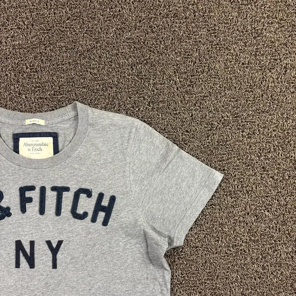 [BUNJANG] Abercrombie & Fitch Grey Short-Sleeve T-Shirt M / 아베크롬비 앤 피치 그레이 반팔티