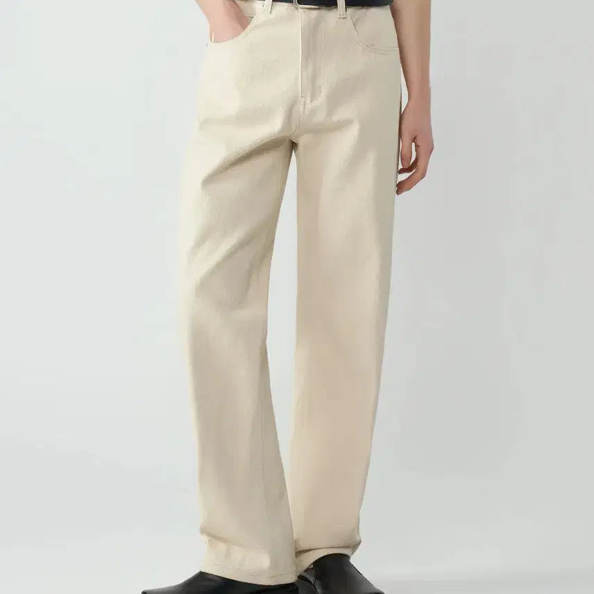 [BUNJANG] Untact Studio Washed Straight Denim Pants (Size M) / 언탭트 스튜디오 워시드 스트레이트 데님 팬츠 m사이즈 판매합니다