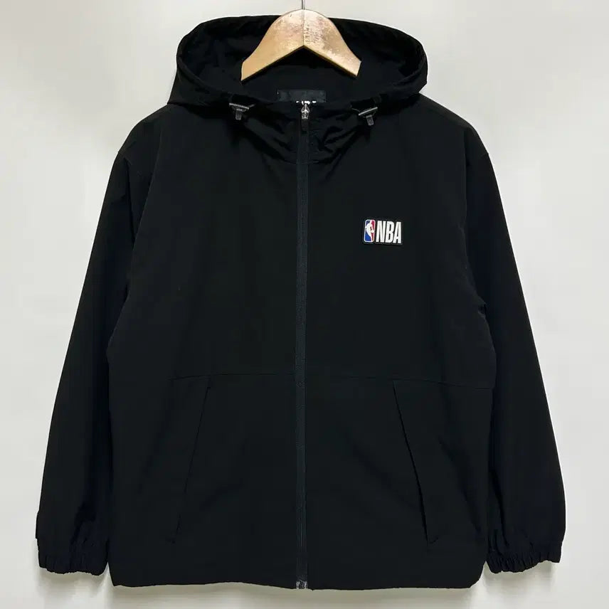 [BUNJANG] NBA PLAY UNI Hooded Windbreaker Jacket Black Polyester Unisex 90 / [남여공용-90]NBA PLAY UNI 바람막이 후드점퍼