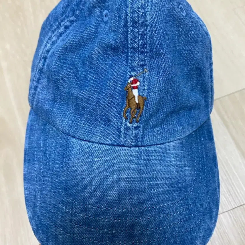 [BUNJANG] Polo Ralph Lauren Santa Pony Washed Denim Ball Cap / 폴로 데님 산타 포니 볼캡 (워시드 블루)