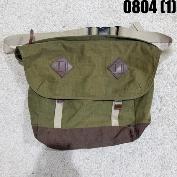 [BUNJANG] Unisex Messenger Bag Khaki Brown / 메신저백 카키 브라운