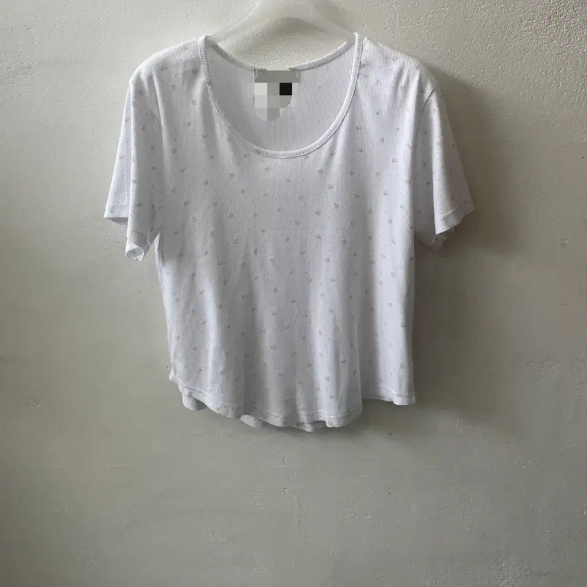 [BUNJANG] Flower Pattern V-Neck Short Sleeve T-Shirt / 새상품 플라워 꽃 유넥 반팔티셔츠