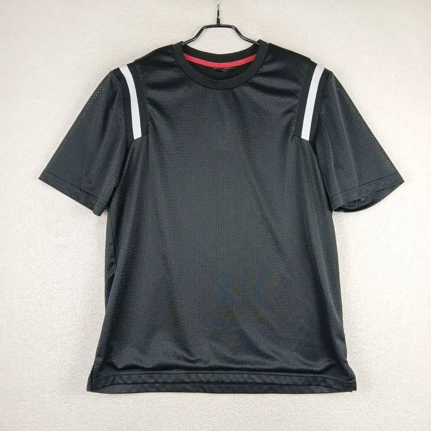 [BUNJANG] Spyder Men's Black Mesh Shoulder Line Short Sleeve T-Shirt (XL) / 스파이더 남성 블랙 메쉬 숄더 라인 반팔 티셔츠(105)