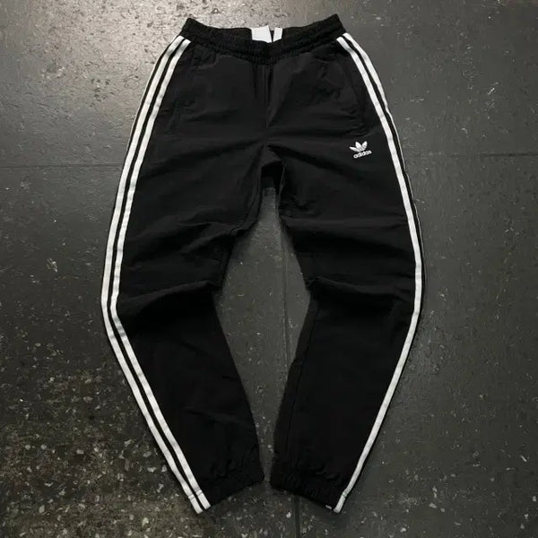 [BUNJANG] Adidas Nylon Pants / 95-100 아디다스 나일론 팬츠