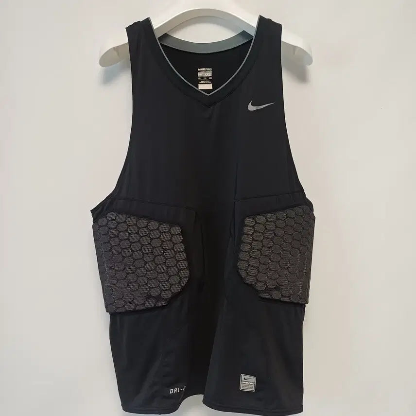 [BUNJANG] Nike Pro Combat Hyperstrong Padded Tank Top (371054-010) - XXL / [XXL] 나이키 프로 콤뱃 하이퍼스트롱 패디드 탱크탑 (371054-010)
