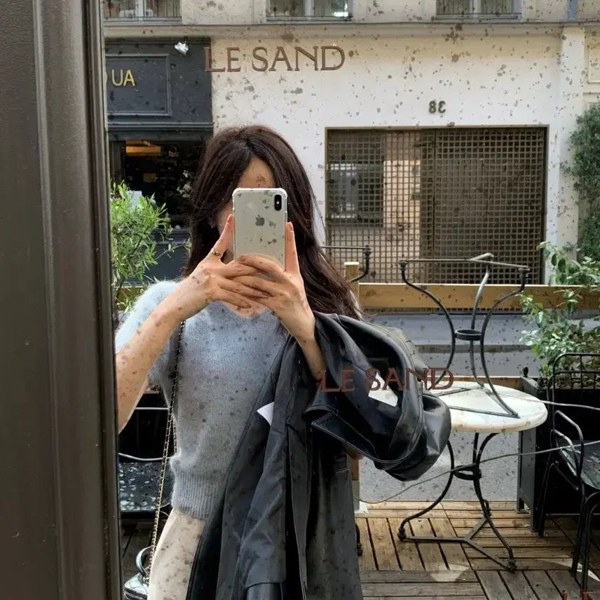 [BUNJANG] aisle Edie Angora V-neck Knit Pale Blue / 아일aisle 에디 앙고라 브이넥 니트 페일블루