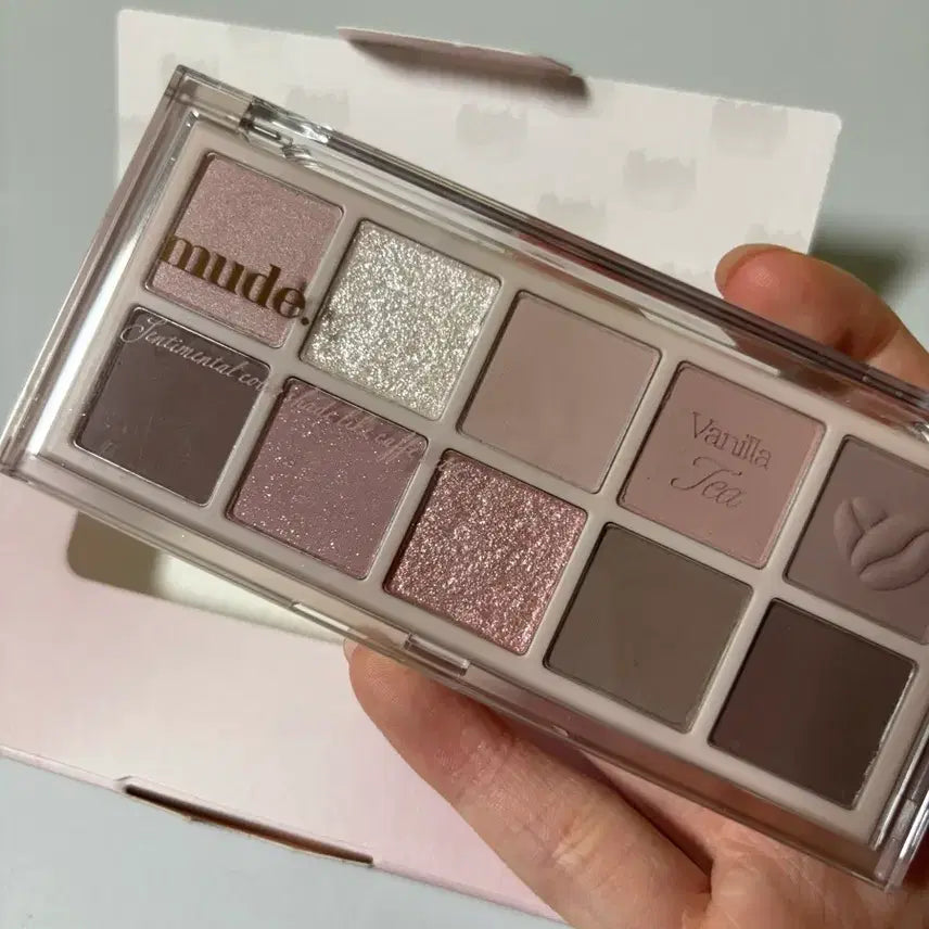 [BUNJANG] Mude Shade Moment Eyeshadow Palette 06 Vanilla Tea Latte / 여름뮤트 | 화장품 | 뮤드 숄 모먼트 아이섀도우 팔레트 06 바닐라 티 라떼