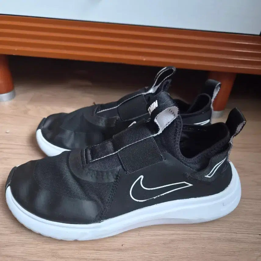 [BUNJANG] Nike Flex Runner Black (240) / 나이키 플렉스 러너 블랙 240