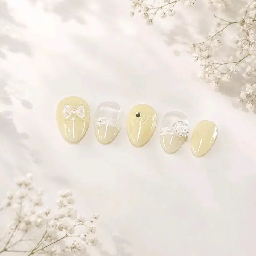 [BUNJANG] Handmade Yellow Nail Tips with Ribbon, Lettering, Lace, and Rose Charms / 노랑 수제네일팁